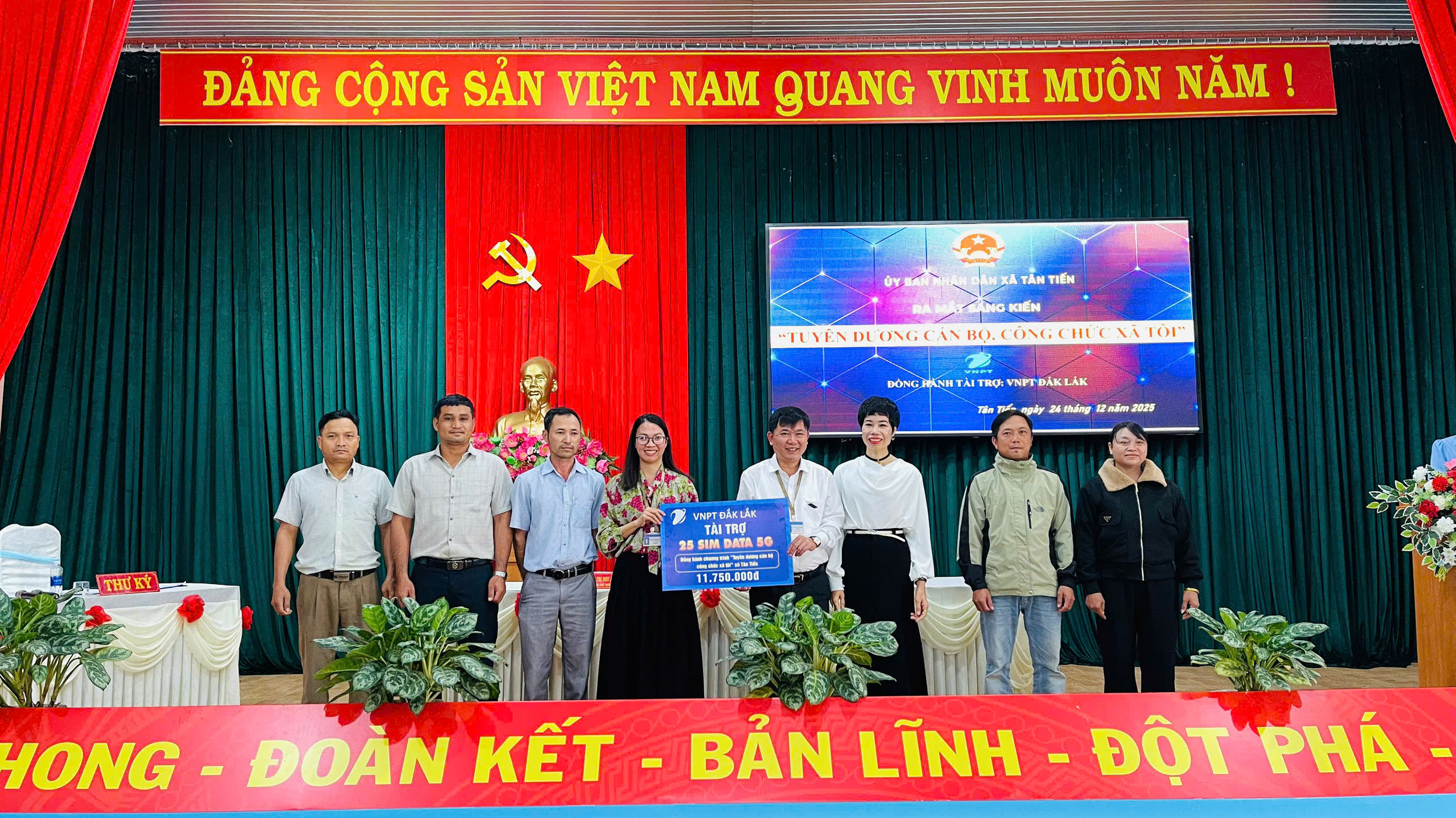 Chụp Cùng VNPT